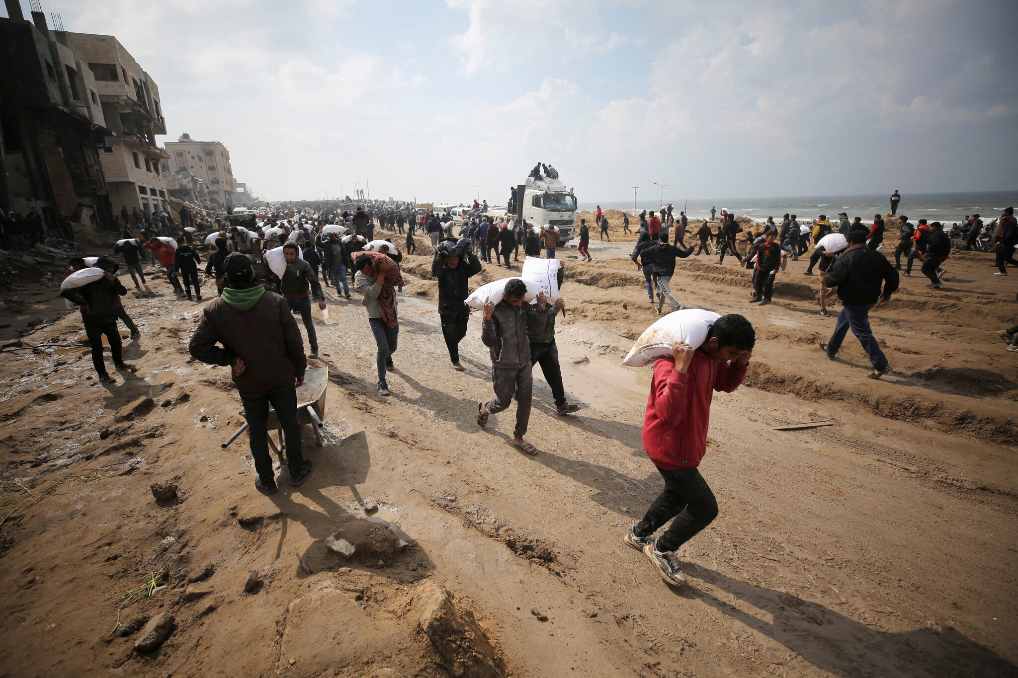 Zaustavljanje humanitarne pomoći sjevernoj Gazi je „smrtna presuda“ za 750 hiljada ljudi